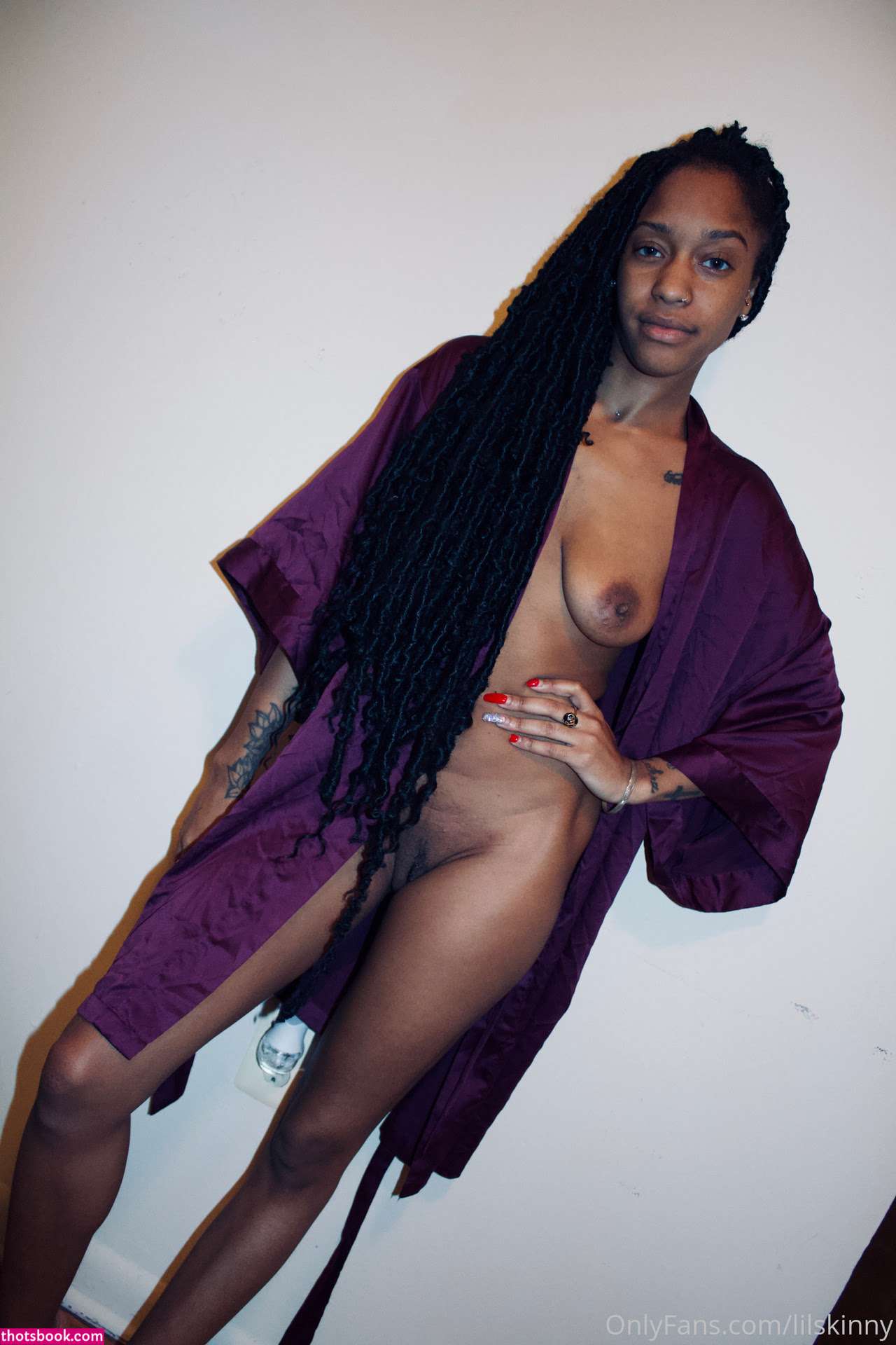 lilskinnybxtch Photo #29