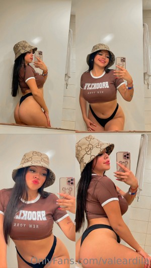 Valeria Ardila Photo #6