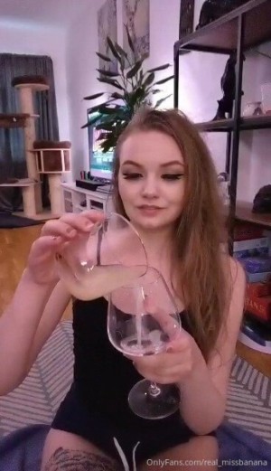 Miss Banana Photo #73