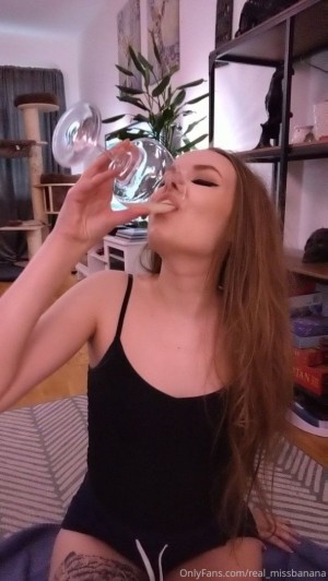 Miss Banana Photo #86