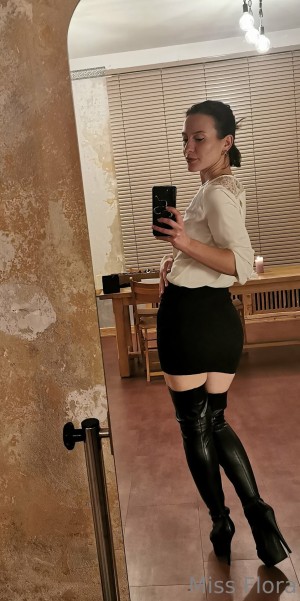 Miss Flora Femdom Photo #36