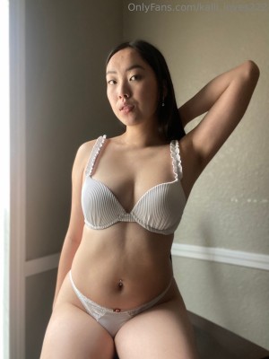 waifupeanut Photo #40