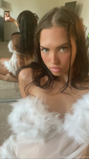 Alex Janai Photo #143