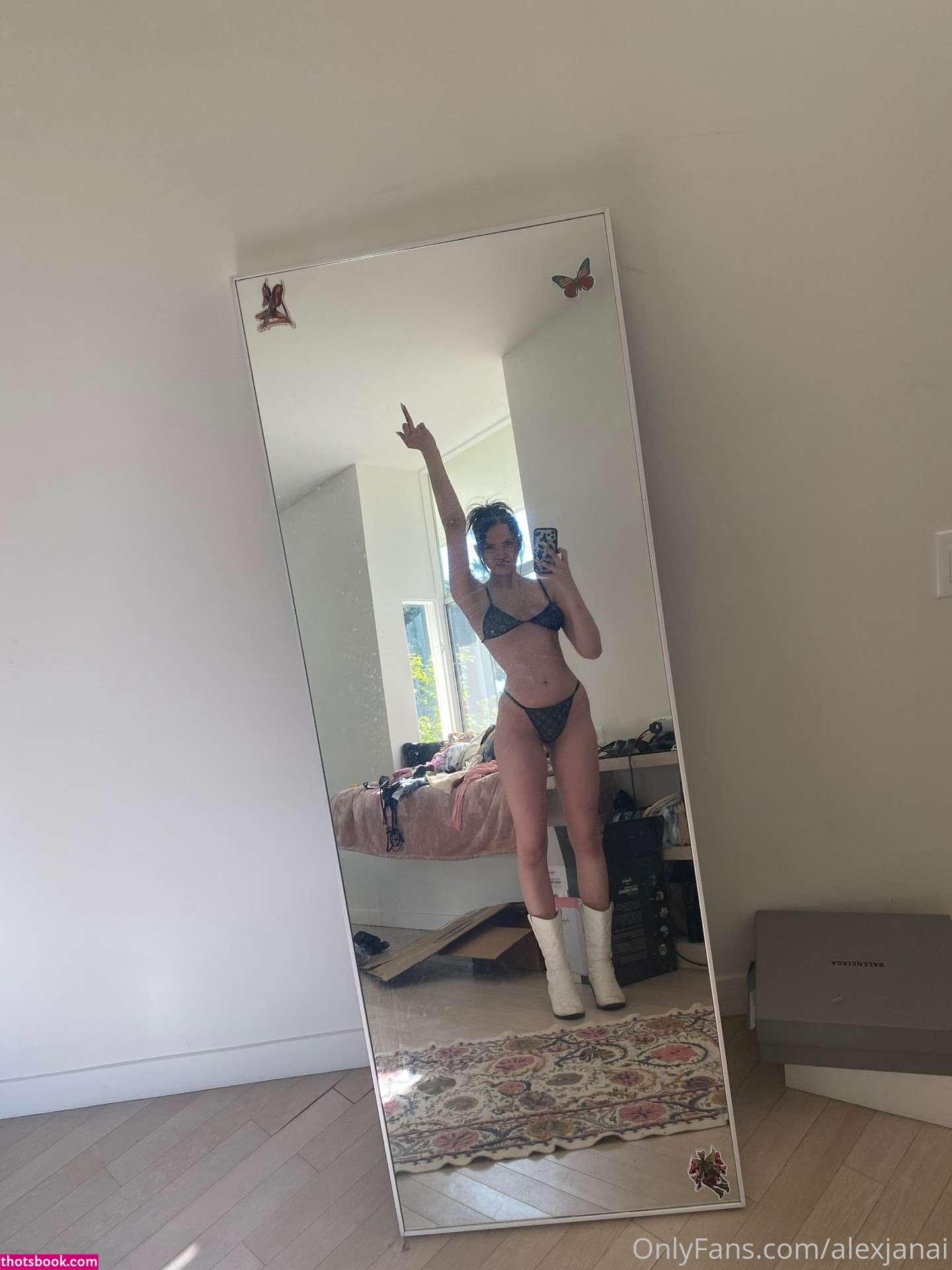 Alex Janai Photo #221