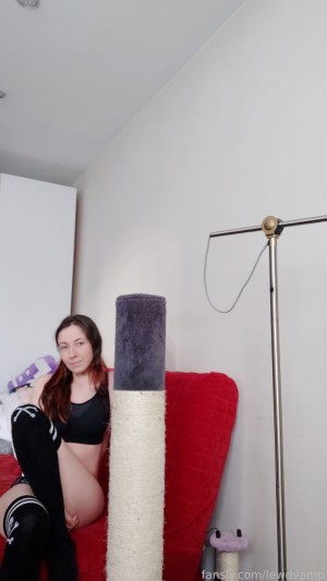 Lewdvamp Photo #131