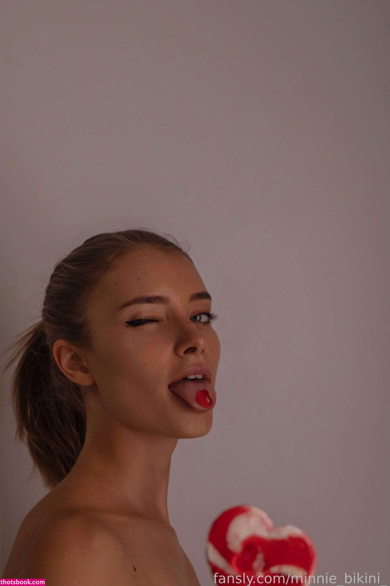 Minnie Bikini Photo #137