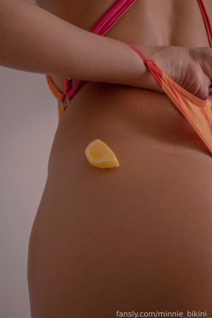 Minnie Bikini Photo #138