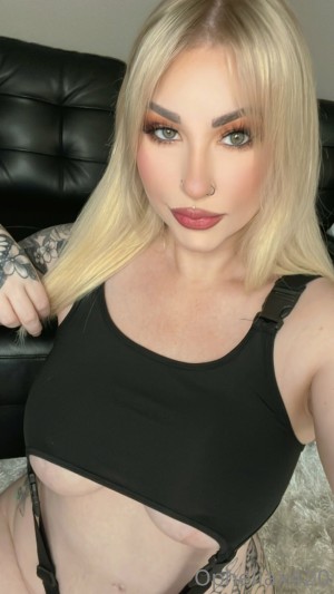 Opheliax420 Photo #111