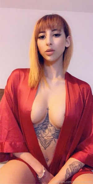 Bella Moore Photo #245