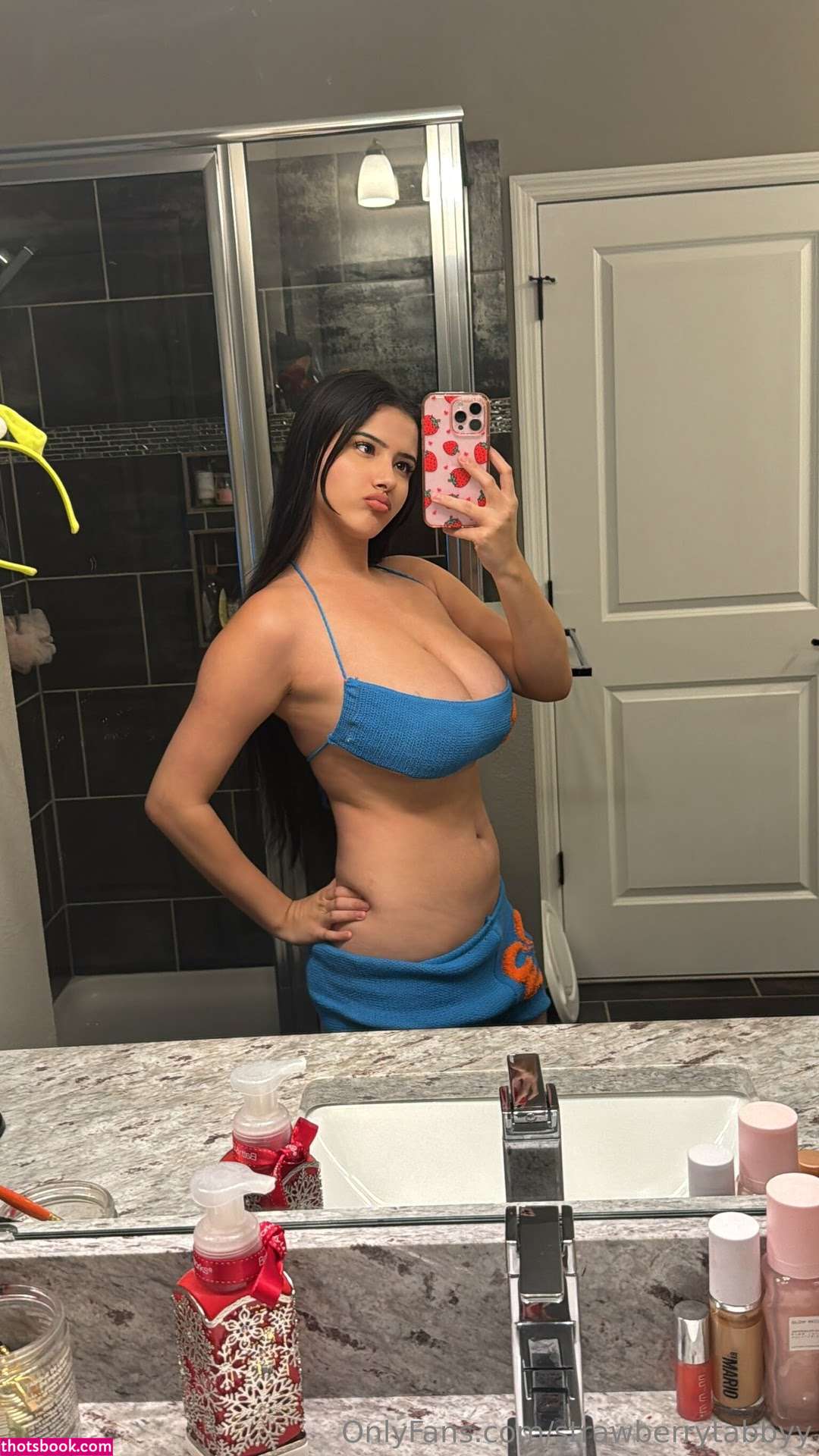 Strawberrytabby Photo #205