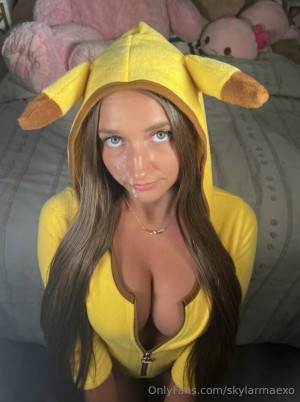 Skylar Mae Photo #579