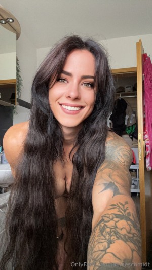 Janine Schmidt Photo #60