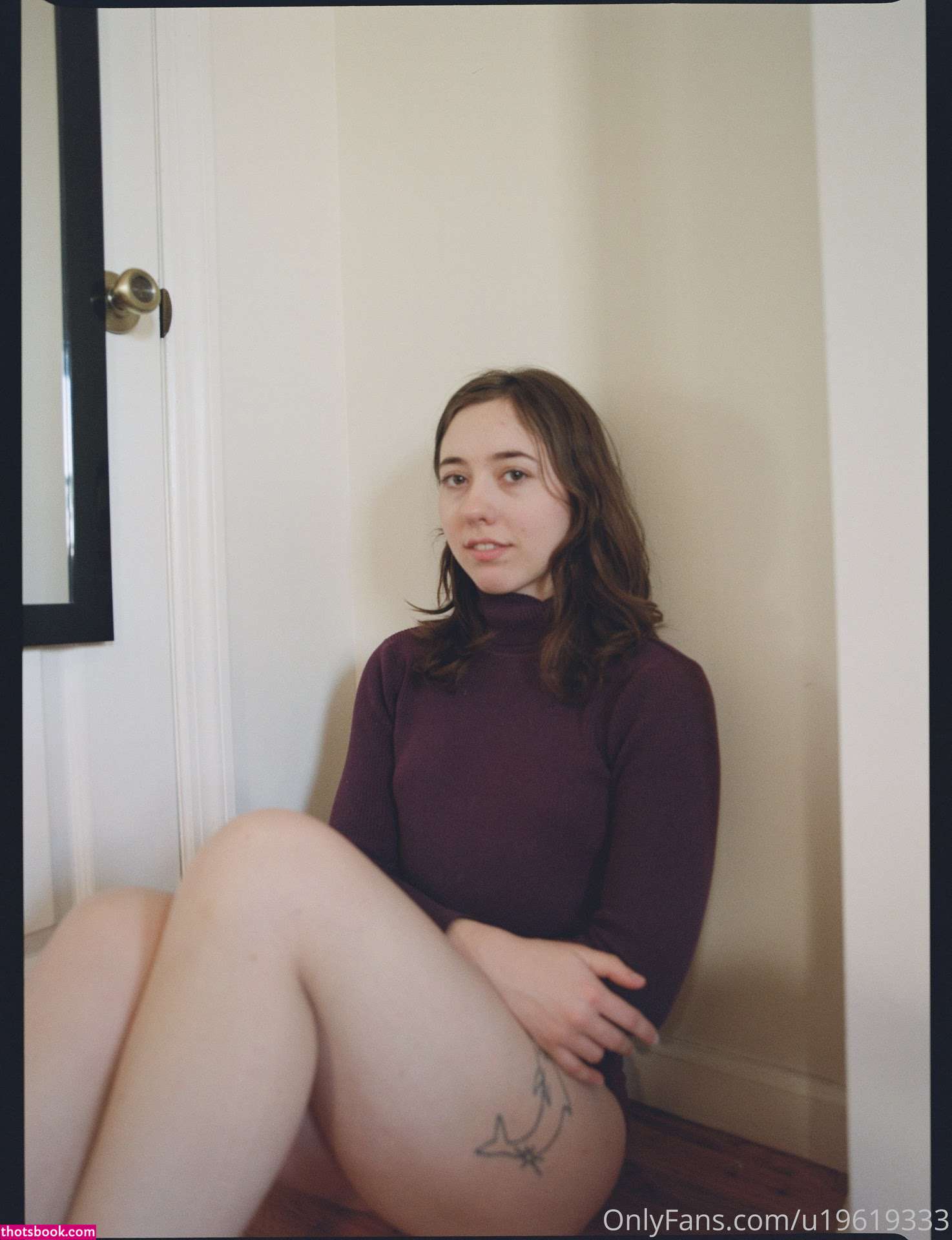 lovecharlaine Photo #140