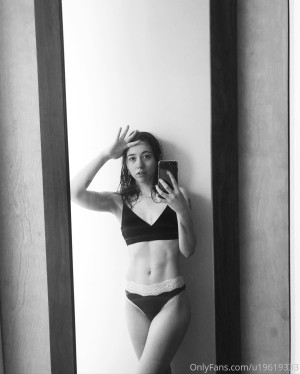 lovecharlaine Photo #144