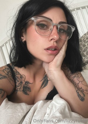 Lizzyrubin Photo #78