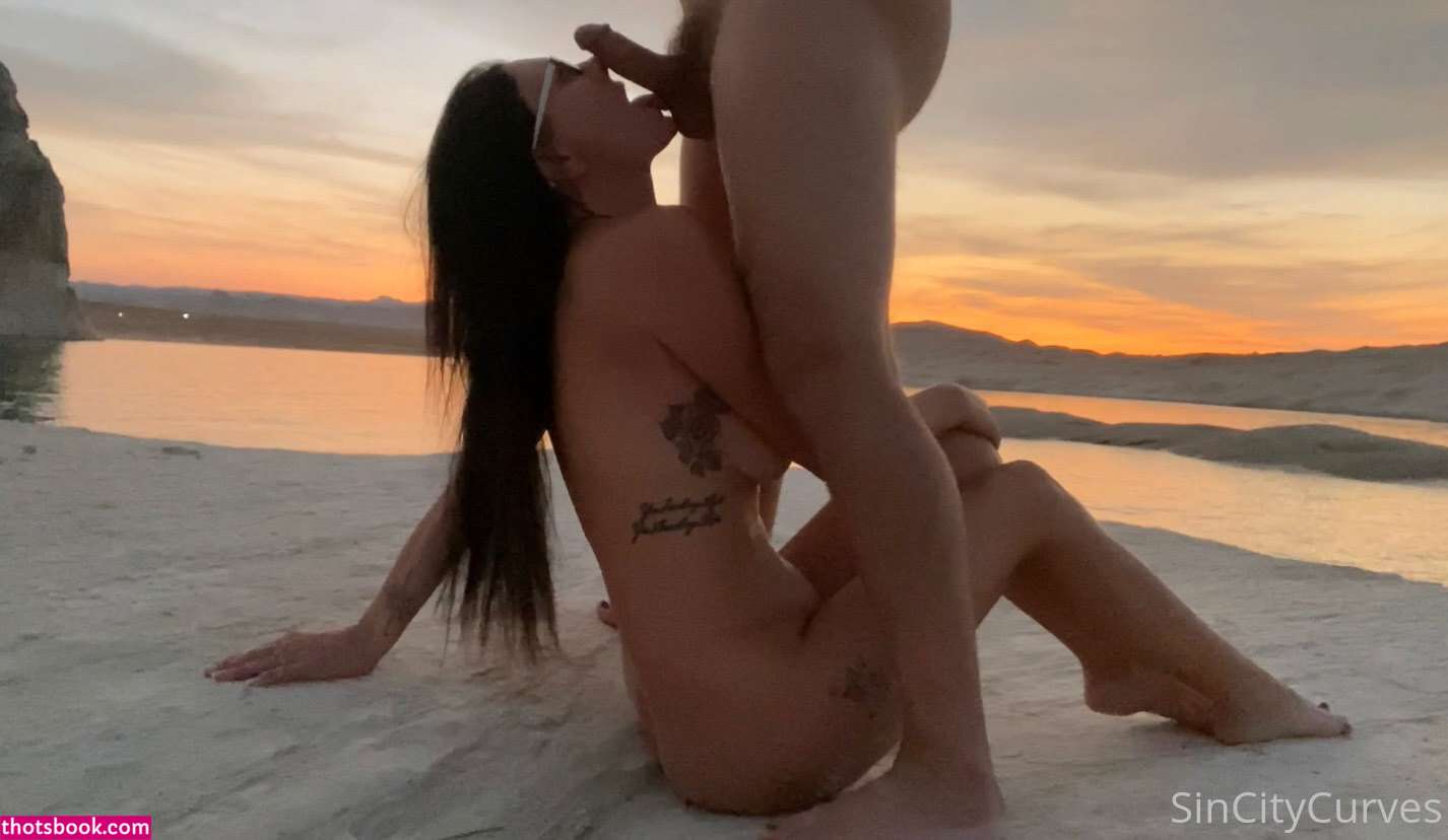 sincitycurves Photo #8