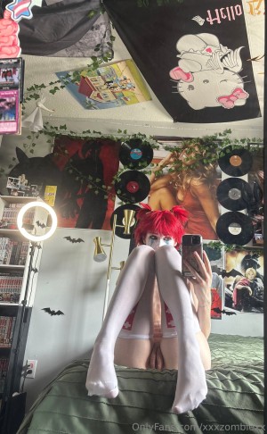 Xxxzombiezx Photo #33