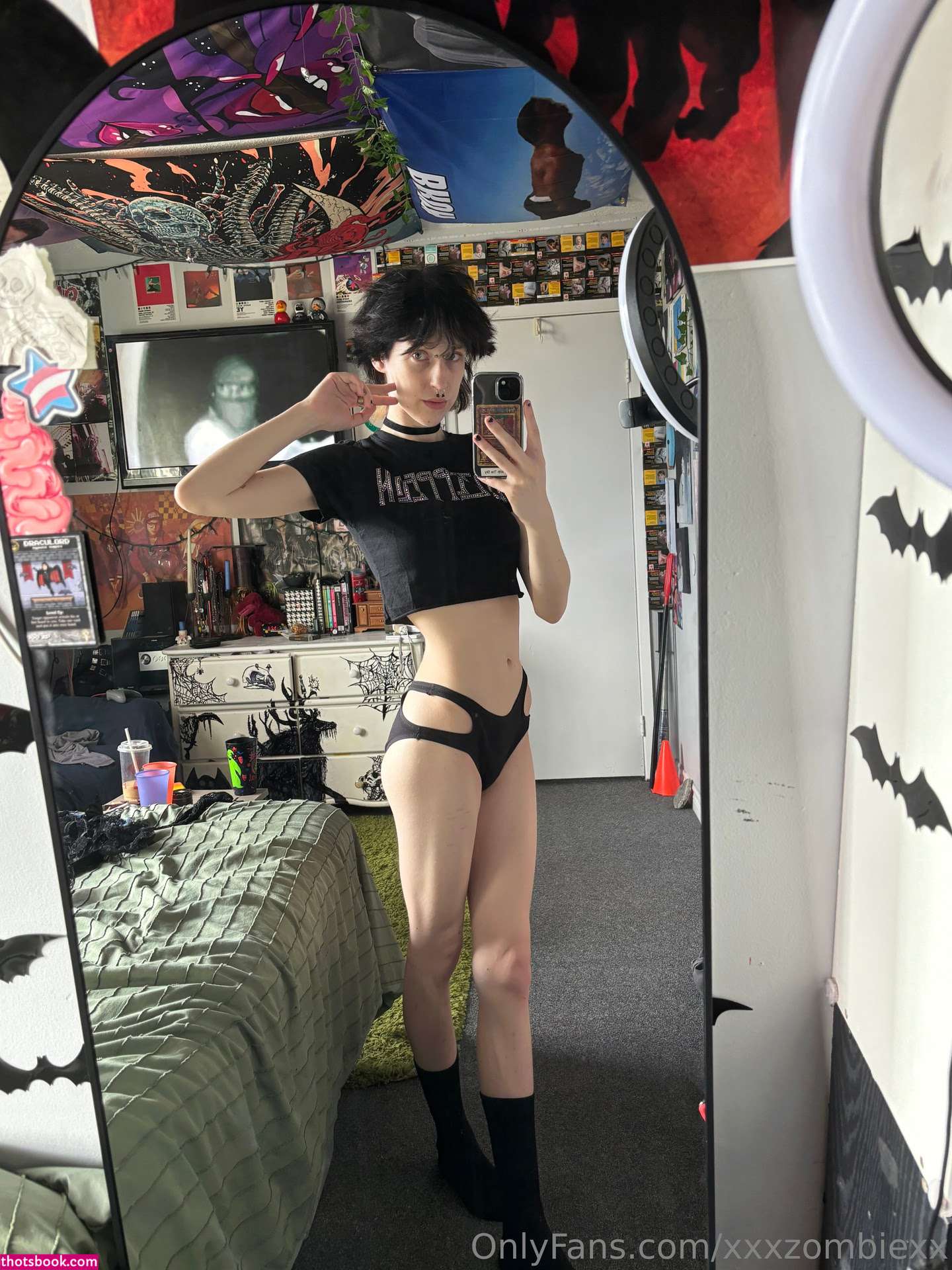 Xxxzombiezx Photo #229