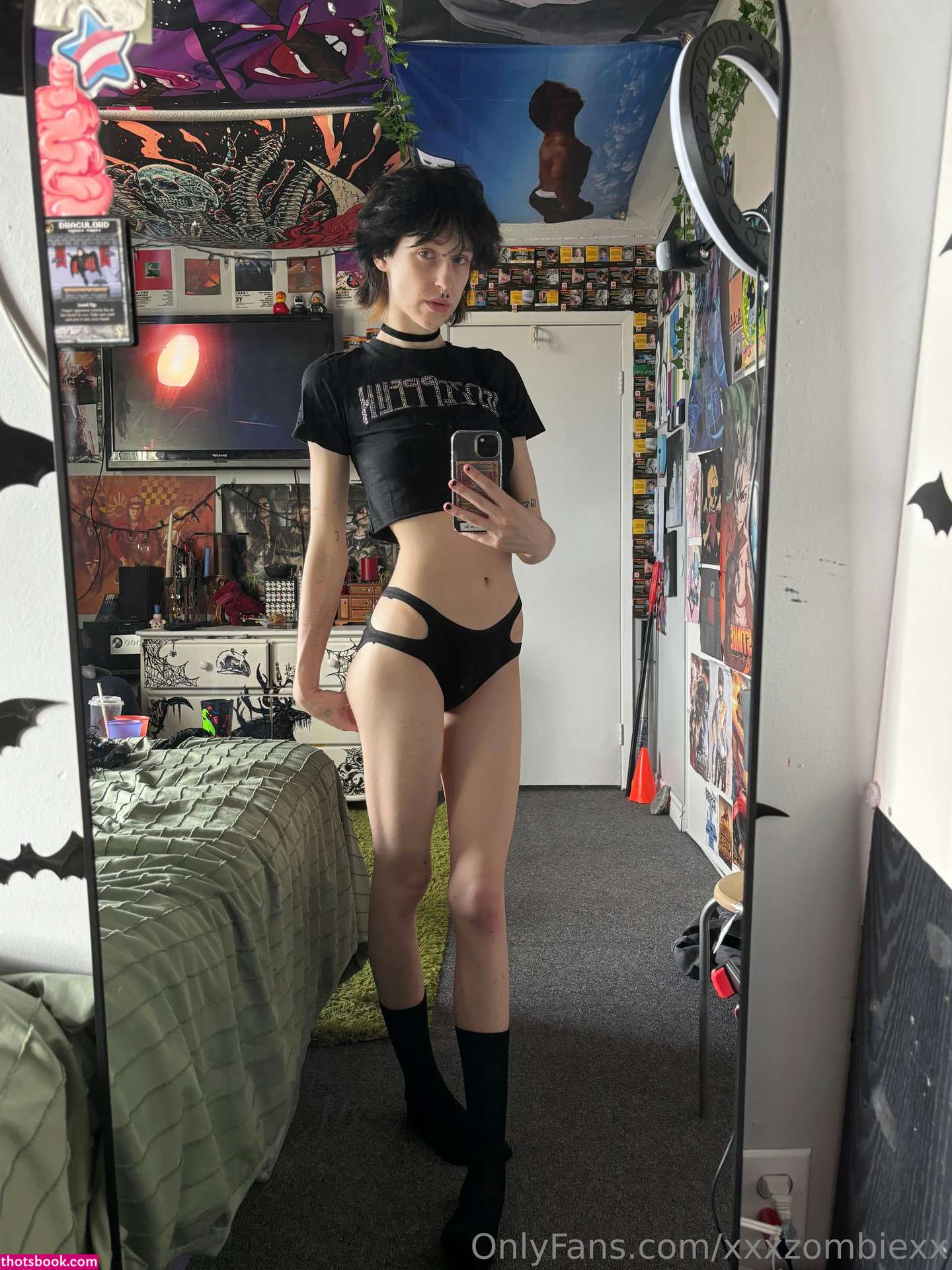 Xxxzombiezx Photo #237