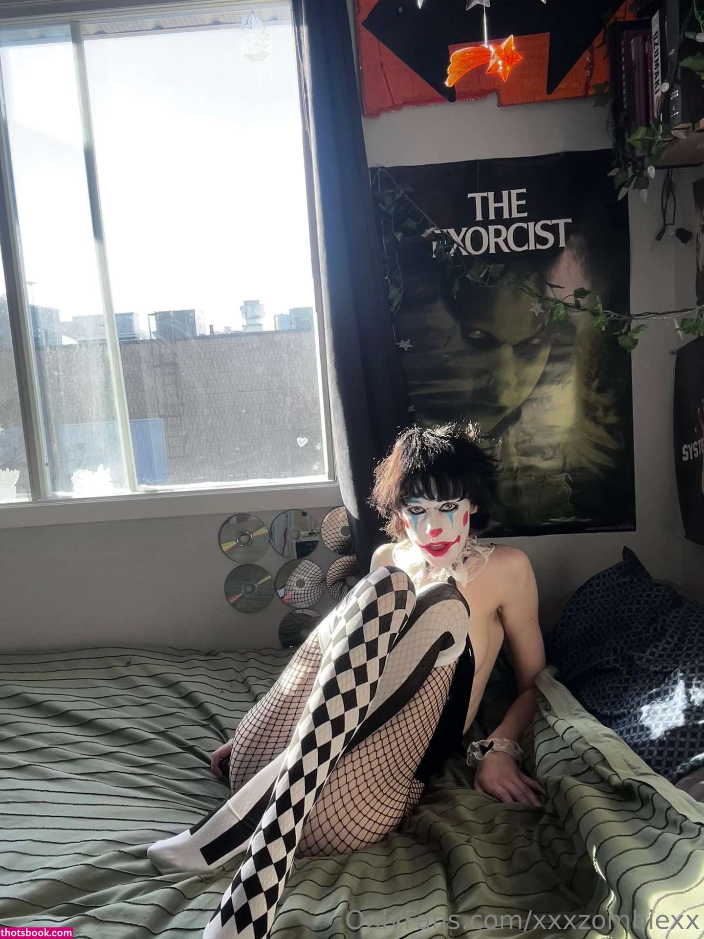 Xxxzombiezx Photo #337