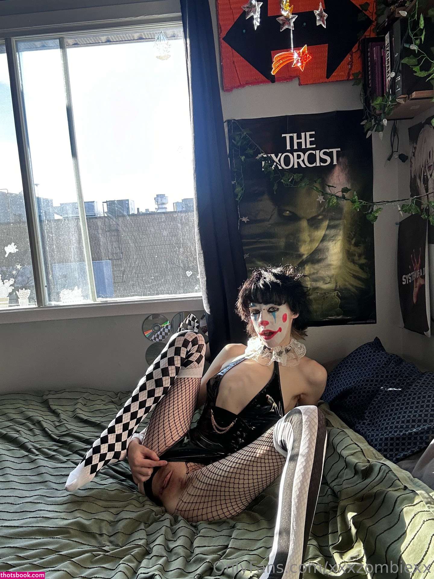 Xxxzombiezx Photo #366