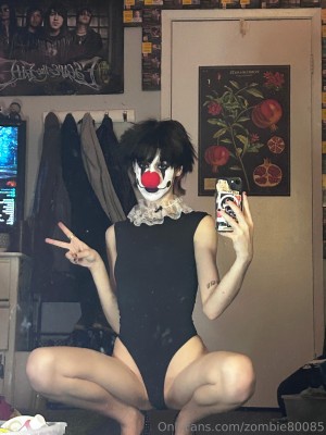 Xxxzombiezx Photo #384