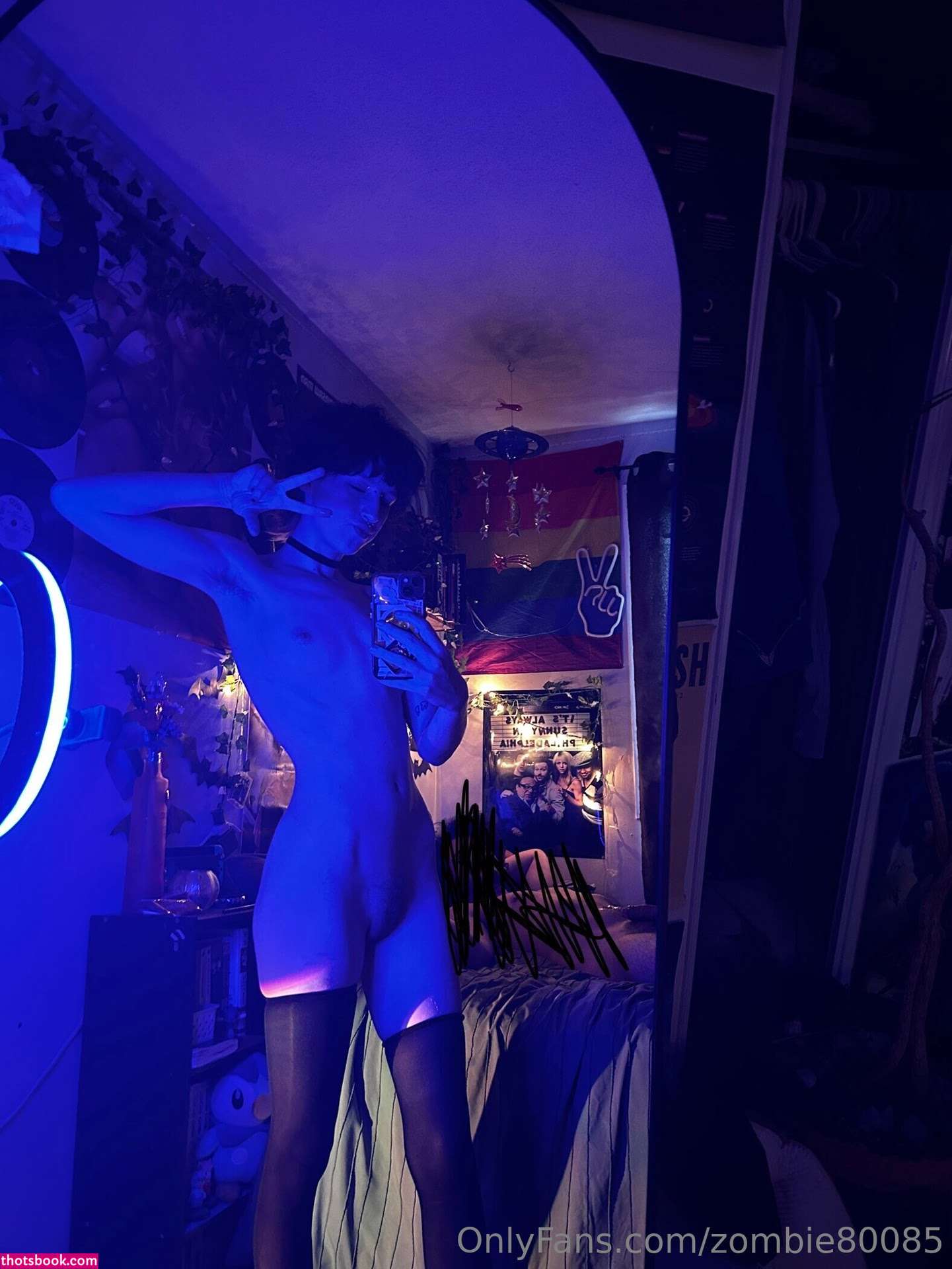 Xxxzombiezx Photo #455