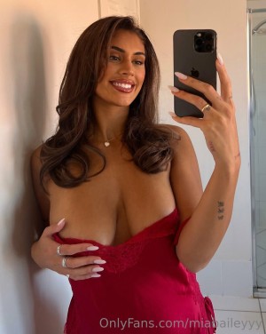 Carla Janee Photo #51