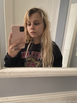 Skylar Valentine Photo #13