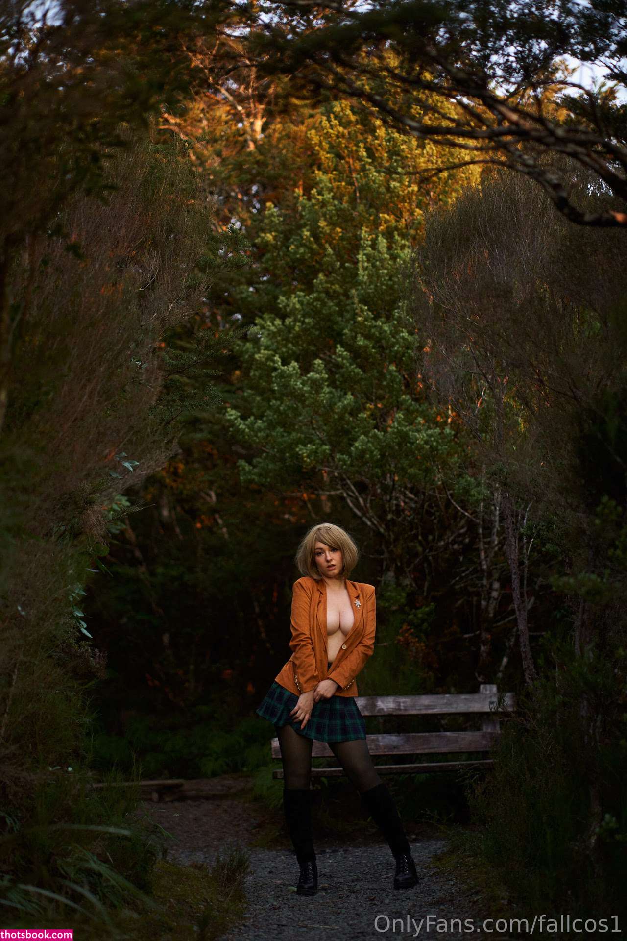 Fallcosplay Photo #625