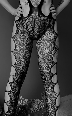 Henny Hotwife Photo #17