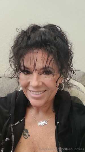 Hollee Huntress Photo #11