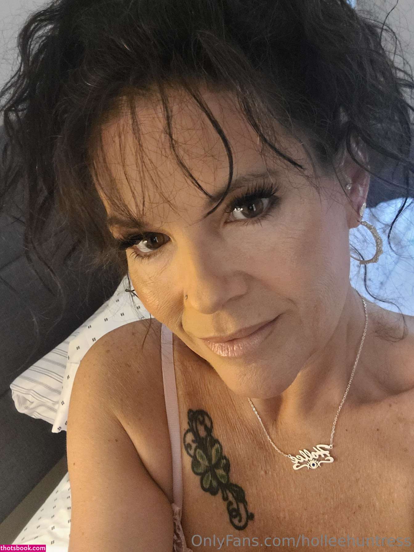 Hollee Huntress Photo #23