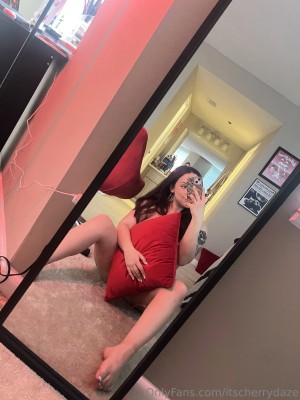 Anya Zazzy Photo #19