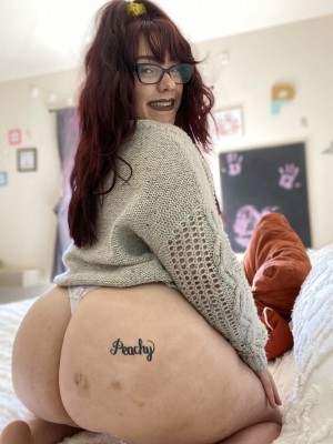 peachyasspaige Photo #30