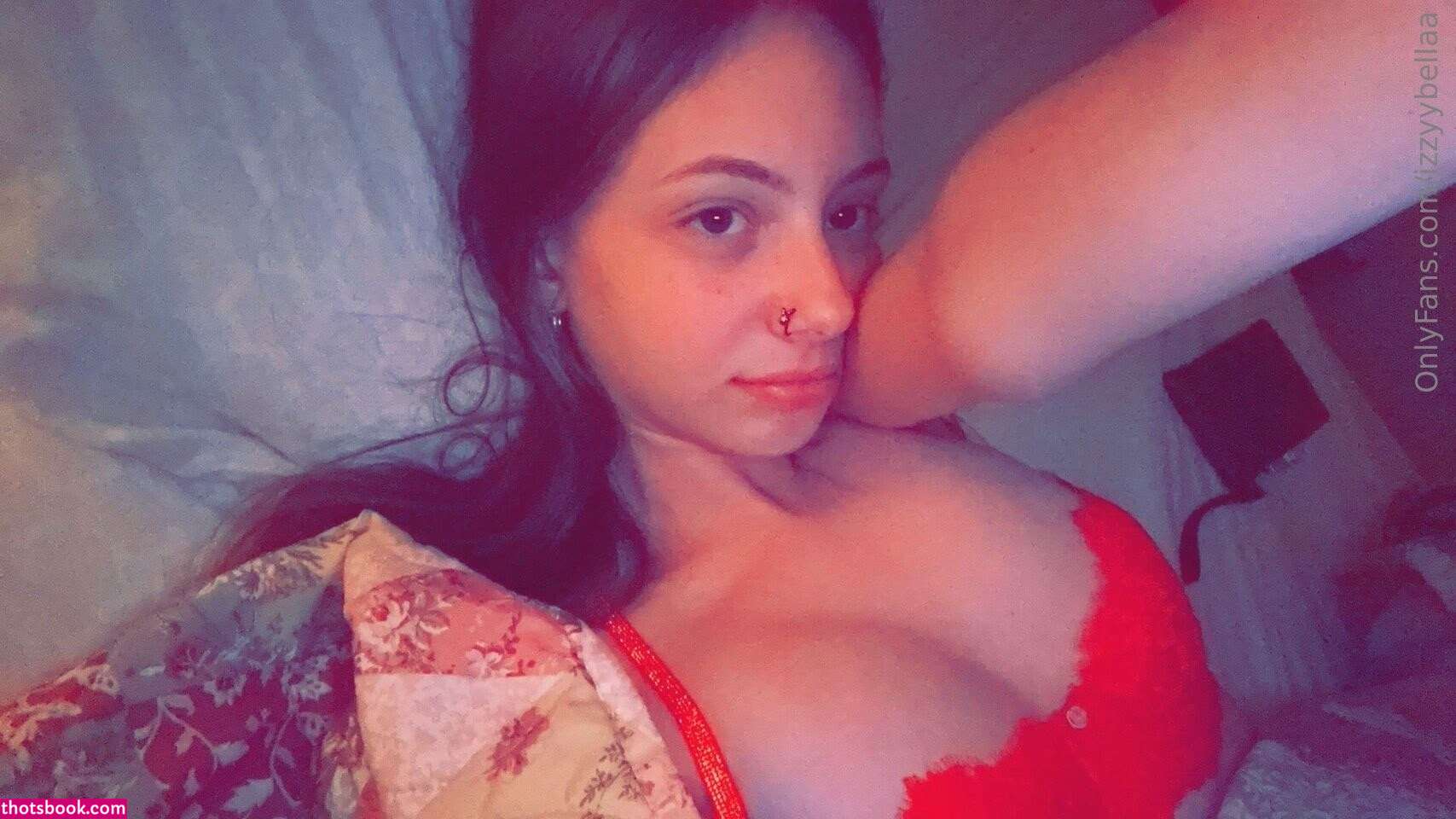 bellalovess Photo #10