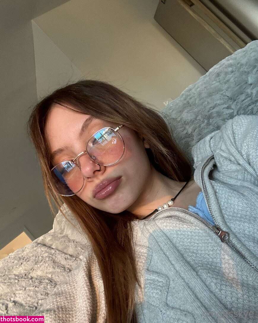 bellalovess Photo #11