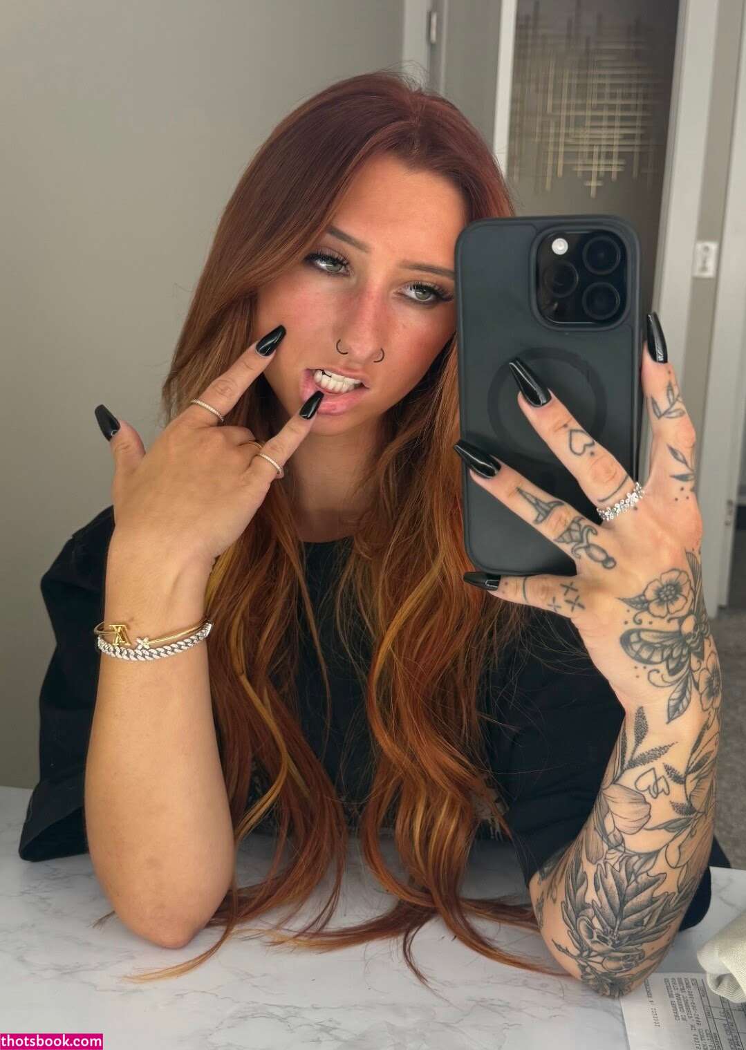 Kristineelifts Photo #37