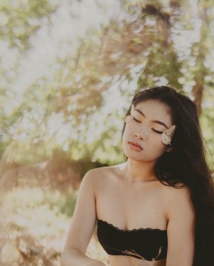 Allison Yellow Photo #12