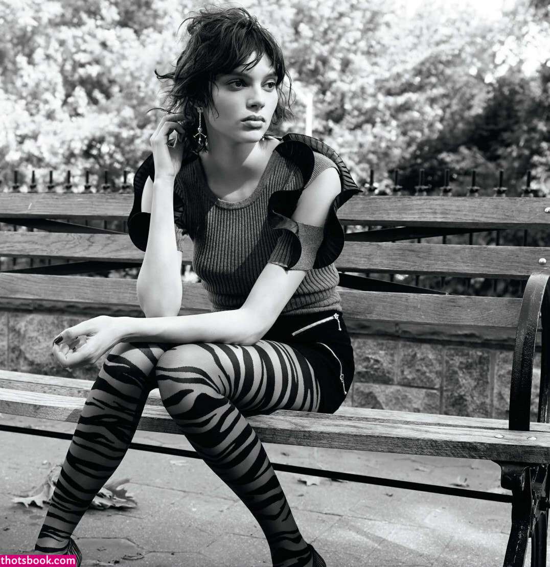 Charlee Fraser Photo #8