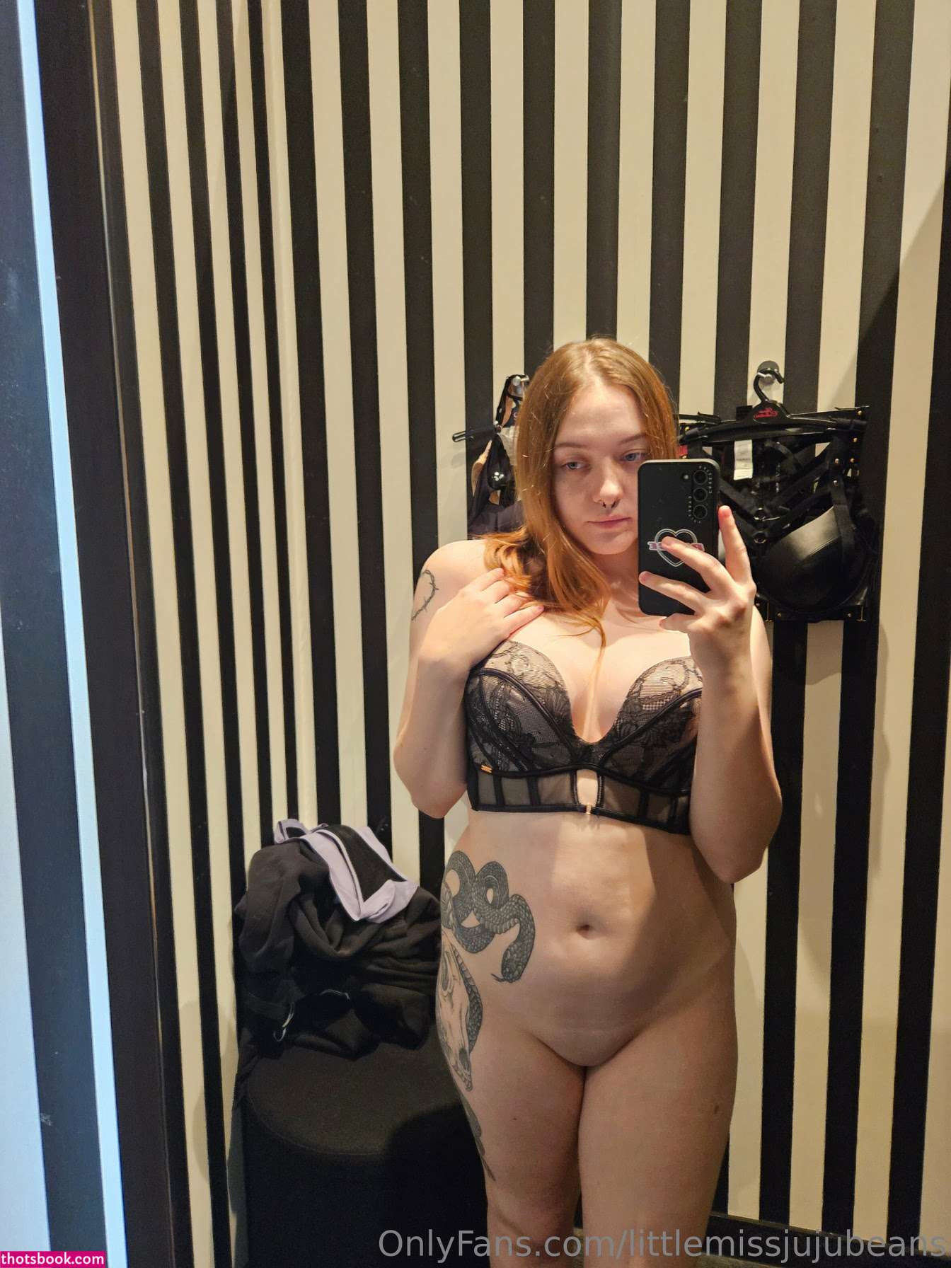 littlemissjujubeans Photo #15