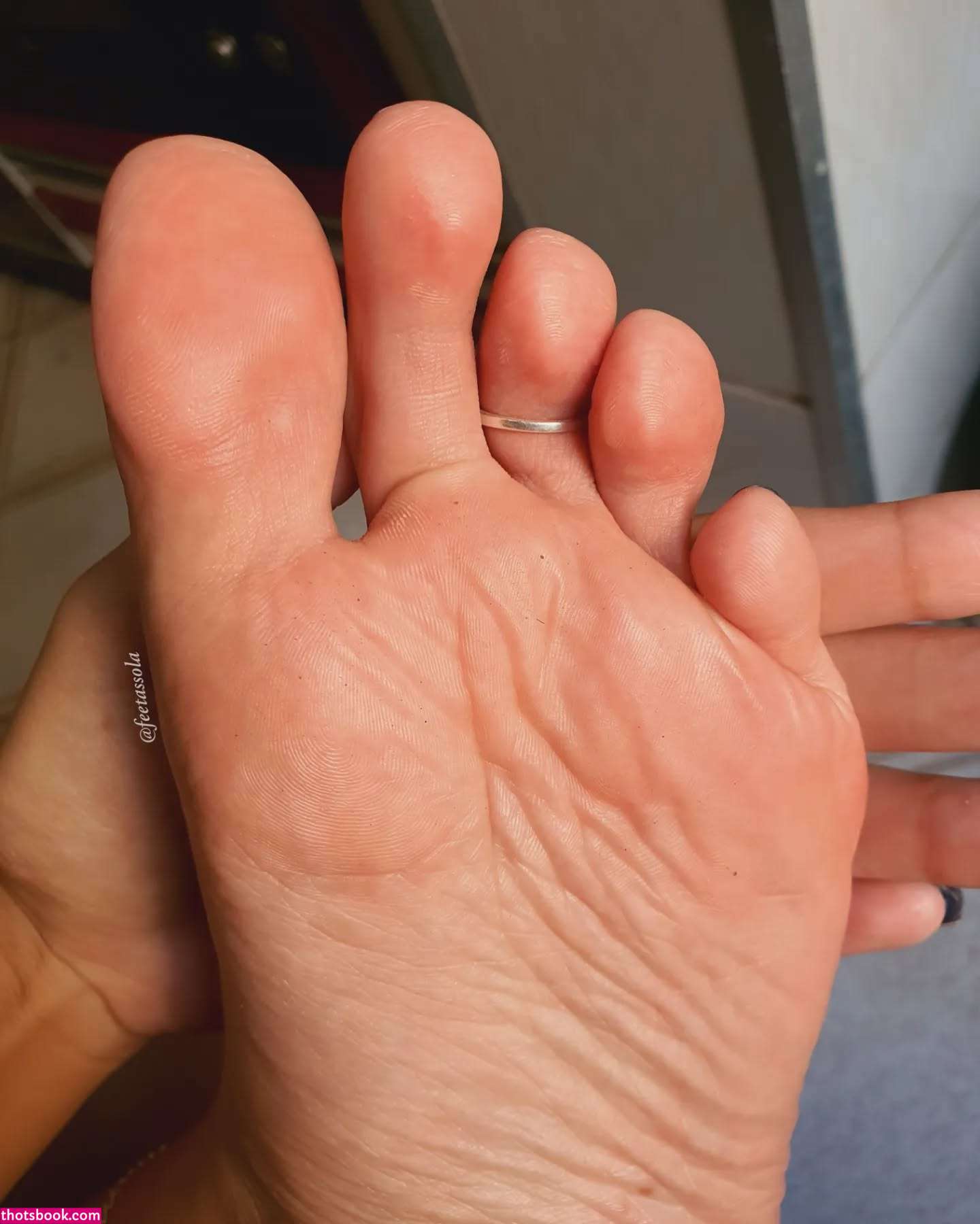 feetassola Photo #49