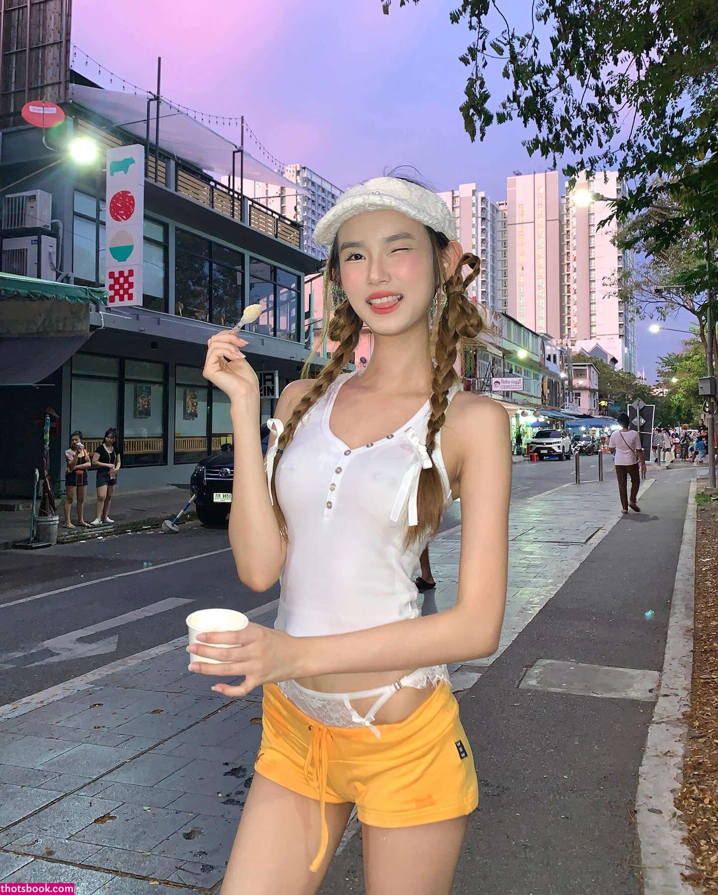 Yujeen Indyy Photo #10