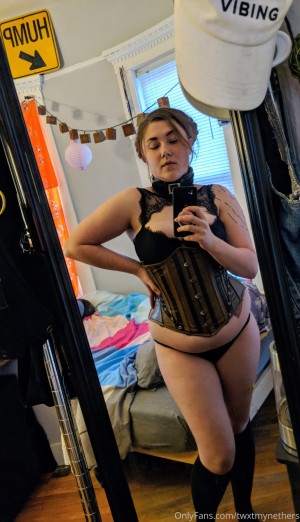 askkayleefrye Photo #47