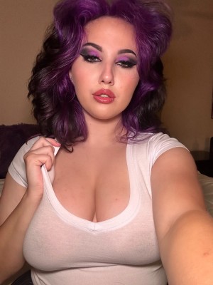 Grace Cavaliere Photo #20