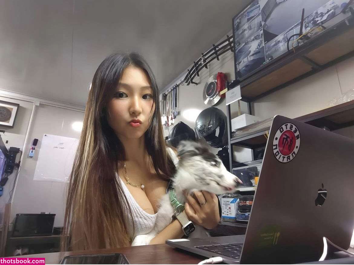 Jessica Chan Photo #15