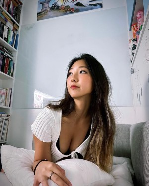 Jessica Chan Photo #32