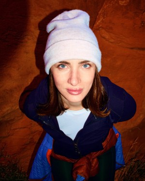 Lauren Urasek Photo #16