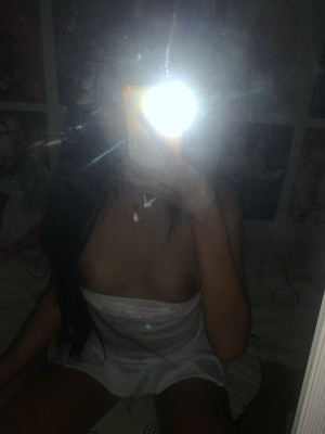 Miguela Gal Photo #6