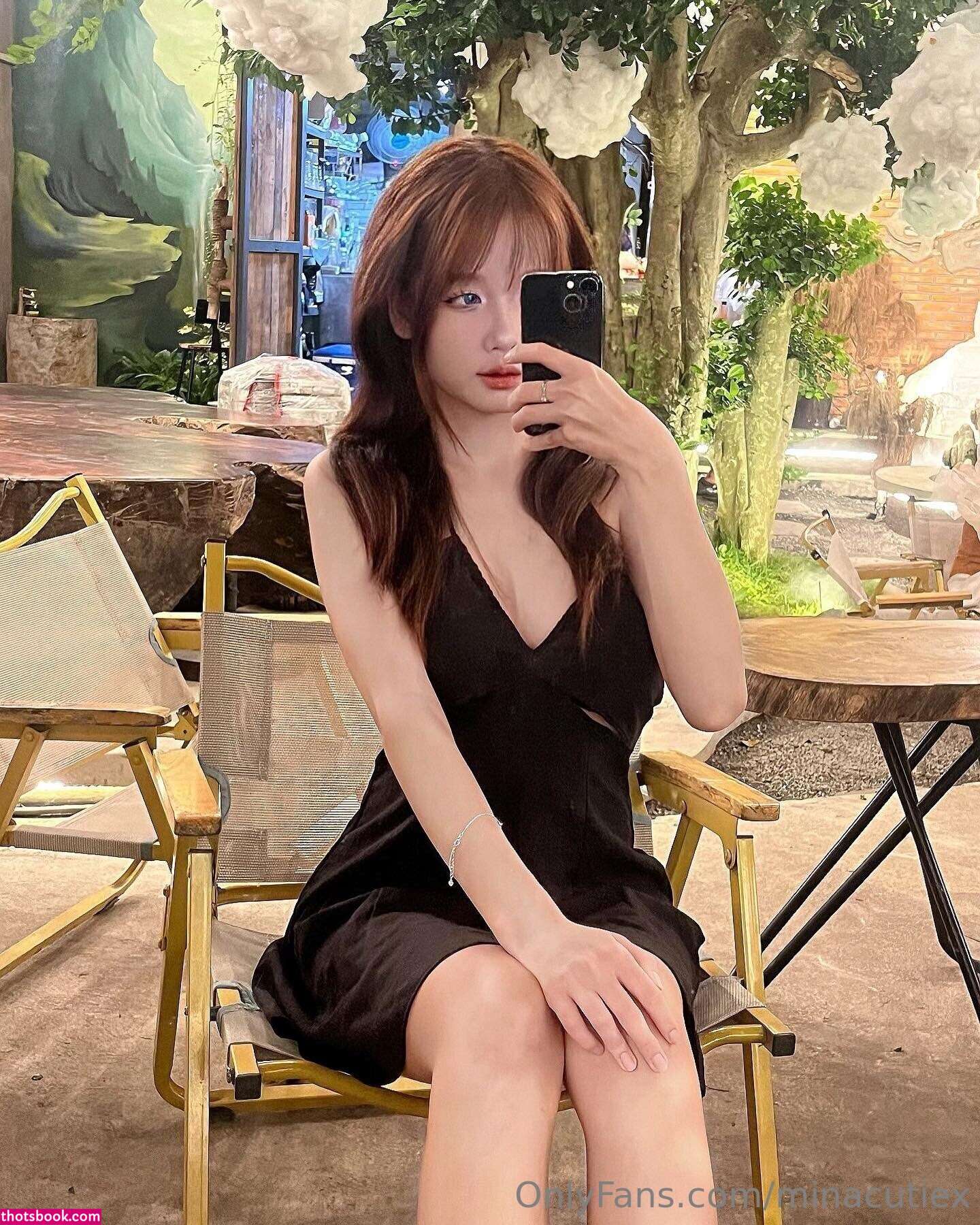 minacutiex Photo #14